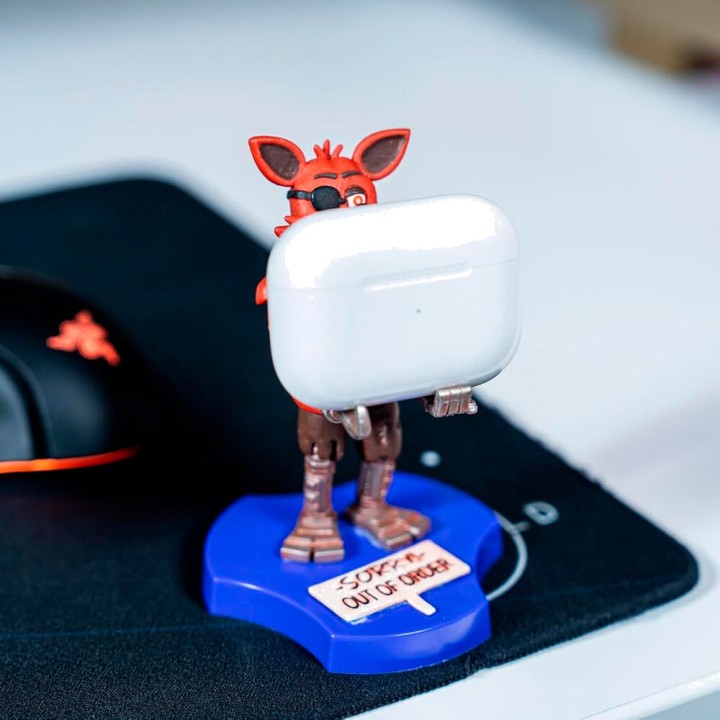 EXQUISITE GAMING Mini-Fahrer- und Handyhalter mit Figur