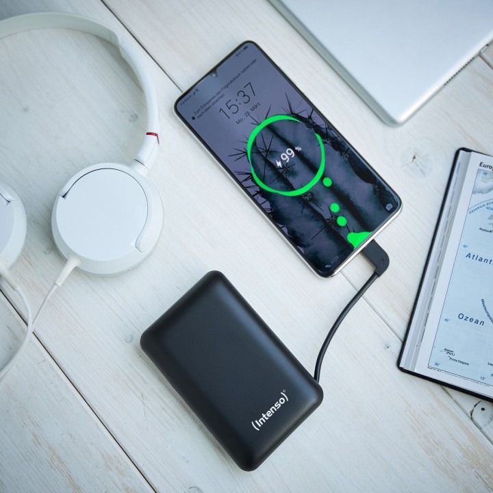 INTENSO Powerbank mit integriertem USB-C-Kabel XC10000