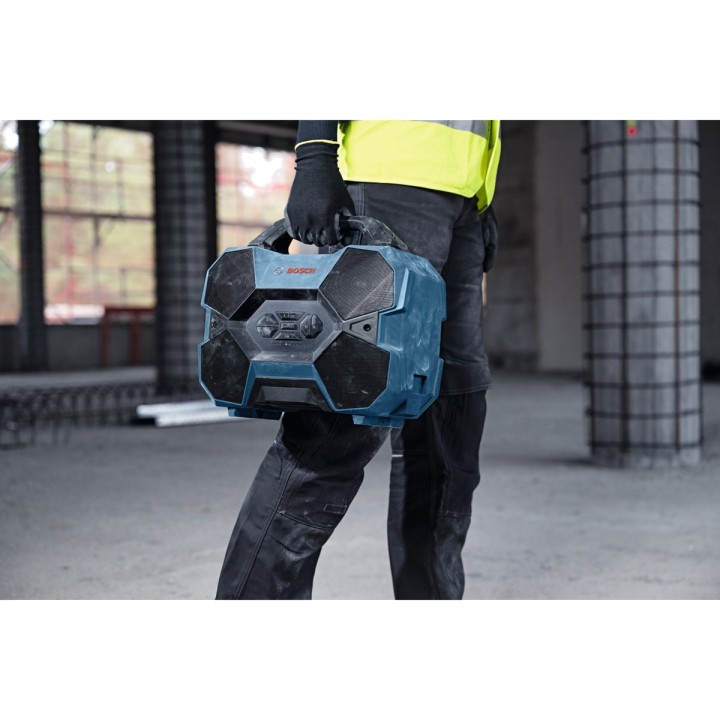 BOSCH Altavoz Bluetooth para obra de 2 vías PROFESSIONAL GPB 18V-6 C 100073242