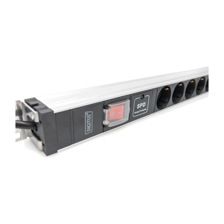 DIGITUS Regleta PDU con interruptor y protección contra