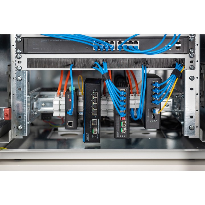 DIGITUS Supporto per guida armadio rack 19" 4U 20KG