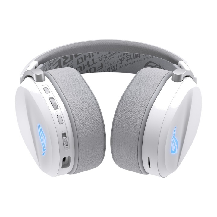 ASUS Lightweight wireless over-ear gaming headset ROG PELTA