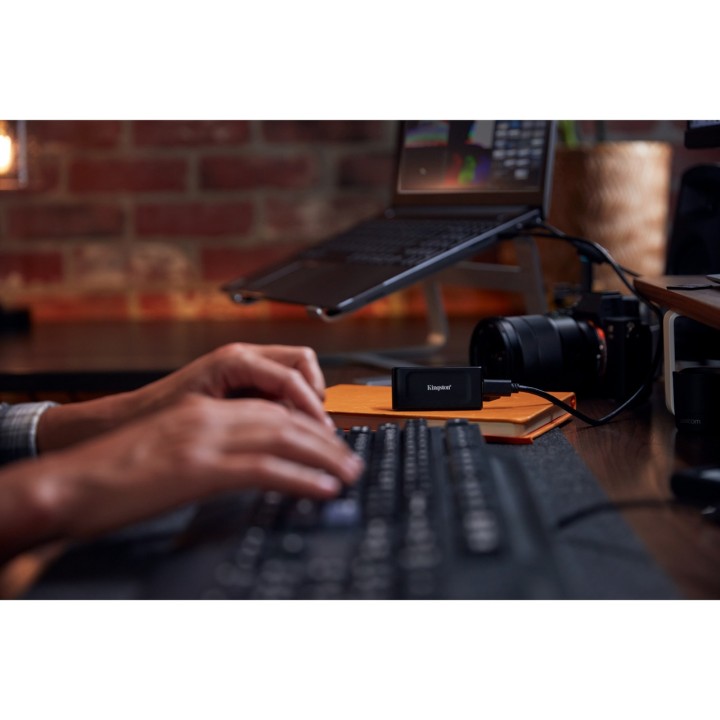 KINGSTON Εξωτερικό κινητό SSD XS1000 1TB-USB 3.2 GEN 2