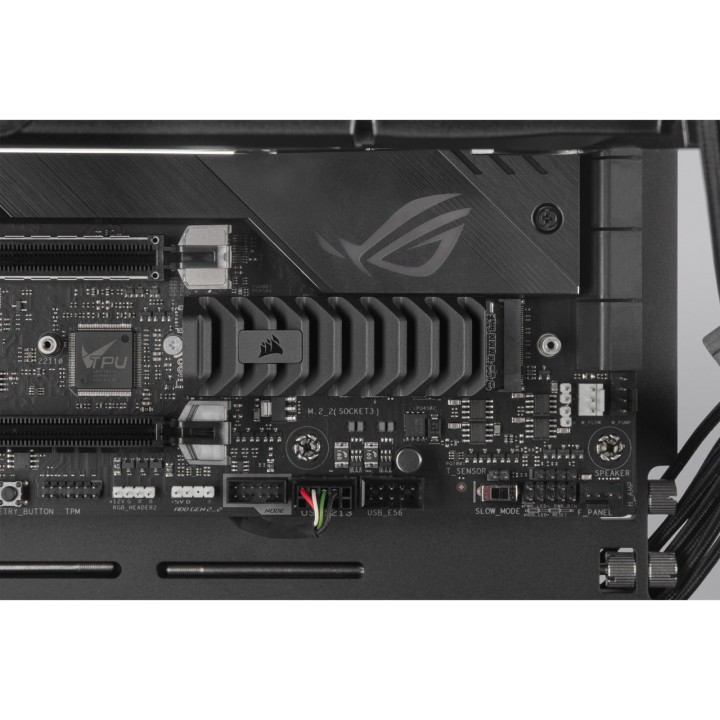 CORSAIR SSD M.2 NVMe con disipador MP600 PRO XT 2TB-PCIE 4.0
