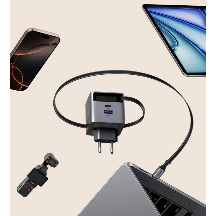 UGREEN GaN wall charger with three USB ports X614 45W 2C+1A