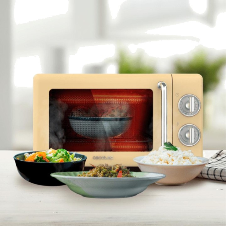CECOTEC Microonde dal design vintage con grill
