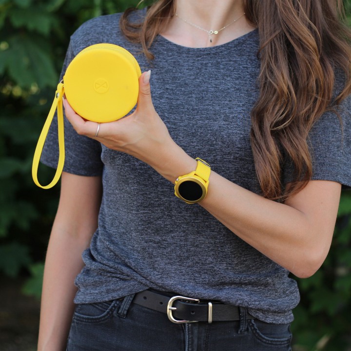 FOREVER Montre connectée avec écran IPS de 1,22 pouces