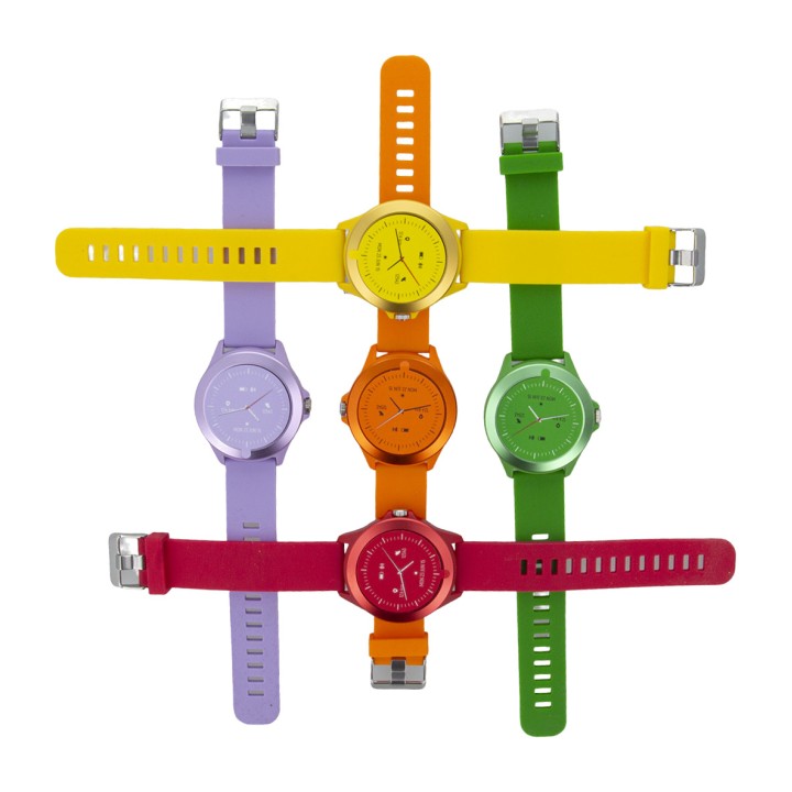 FOREVER Smartwatch med 1,22-tommers IPS-skærm COLORUM-CW-300