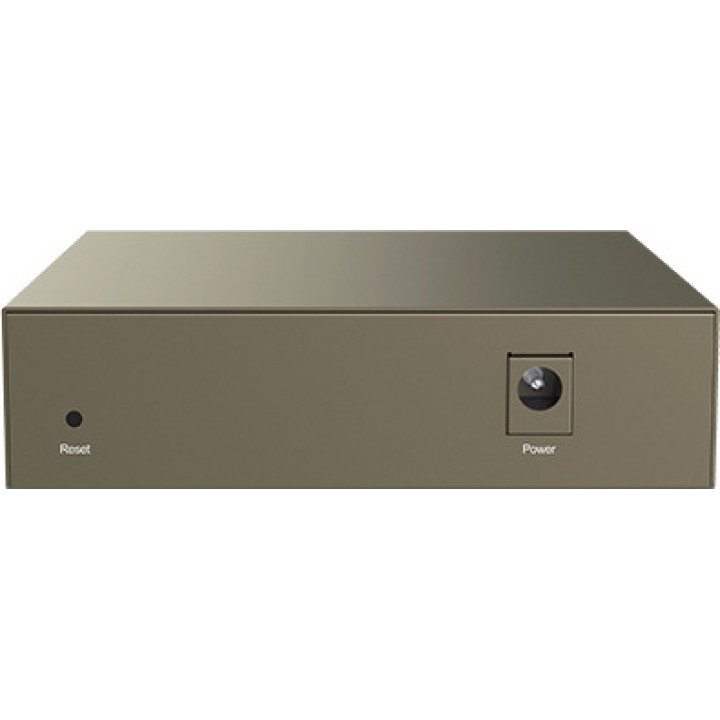 IP-COM Router se 4portovým ethernetovým napájecím switchem a