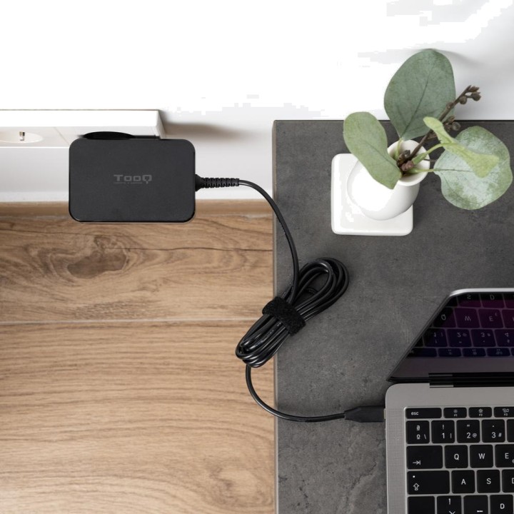 TOOQ Caricabatterie GaN USB-C per laptop TQLC-USBCGAN100PD