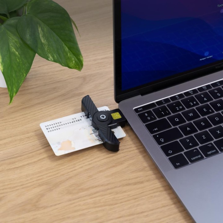 TOOQ Lecteur USB-C de DNI électronique et de cartes à puce