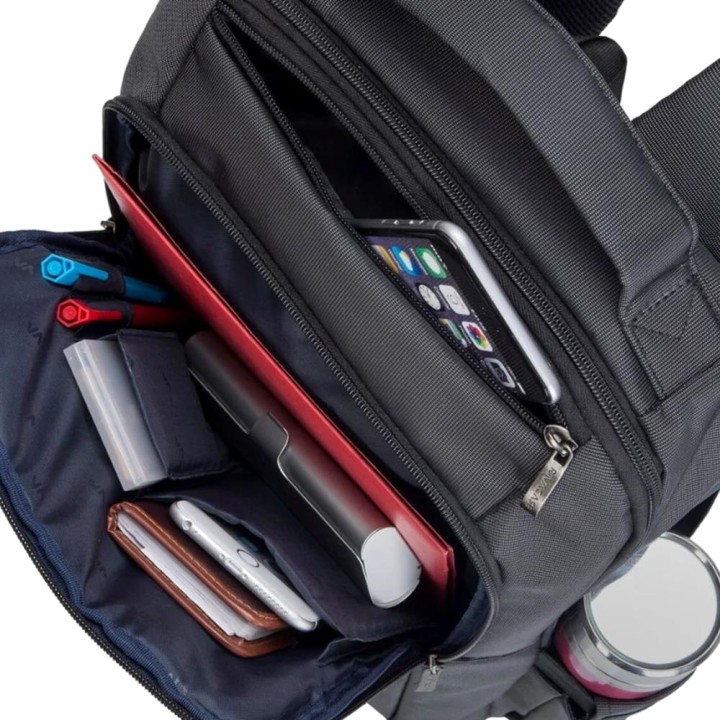 RIVACASE Mochila para portátil CENTRAL-8262 15,6"