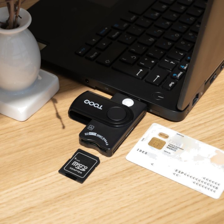 TOOQ Lecteur USB-A de cartes à puce, de carte d’identité