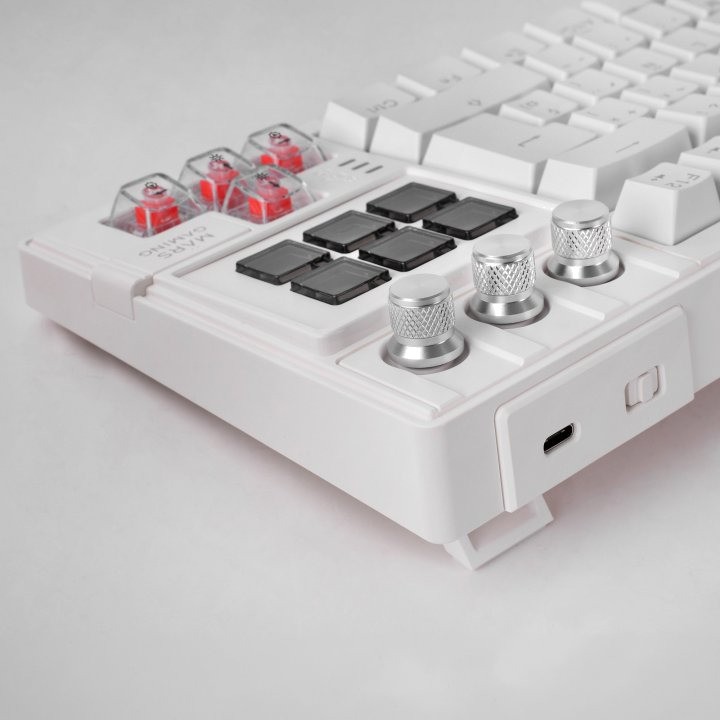 MARS GAMING Mechanical keyboard with LCD keys and RGB