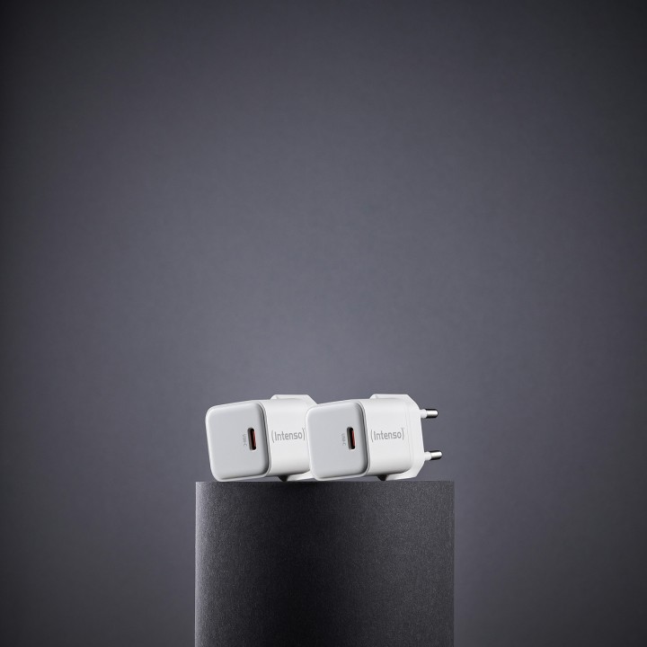 INTENSO 2er-Pack USB-C-GaN-Ladegeräte für die Steckdose W30C