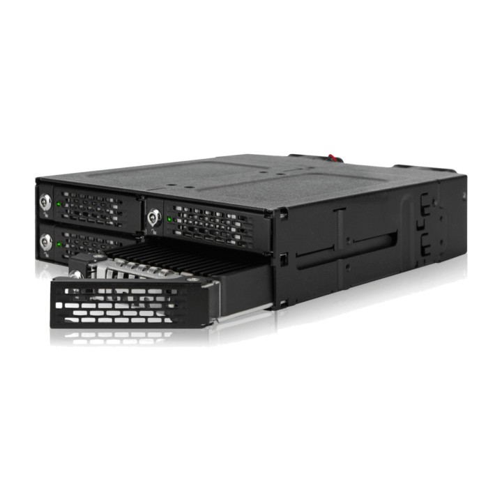 ICY DOCK Removable enclosure for 4 M.2 NVMe SSDs