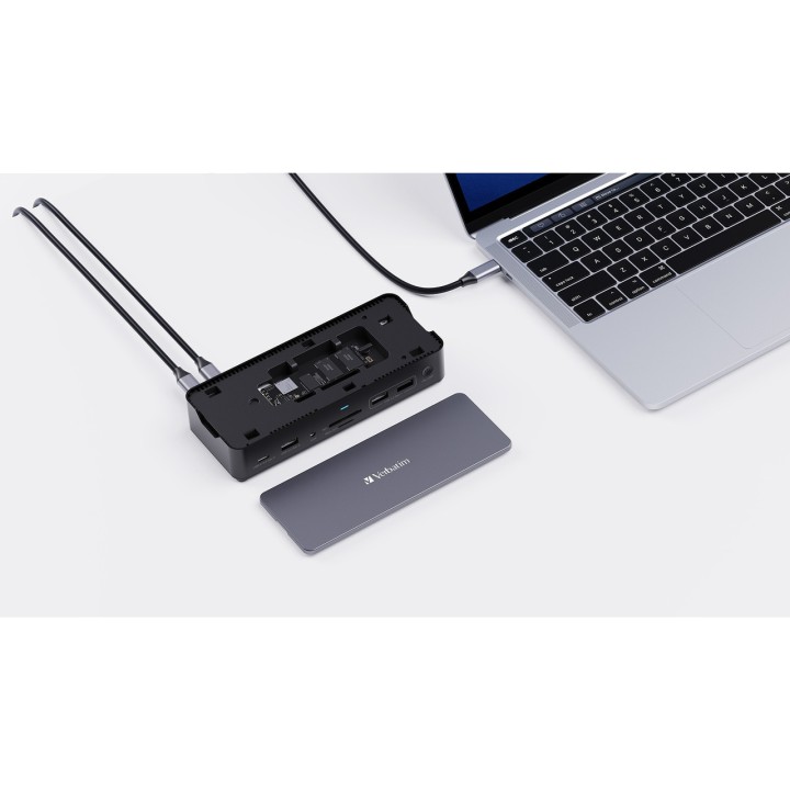 VERBATIM USB-C docking station for laptop with enclosure SSD