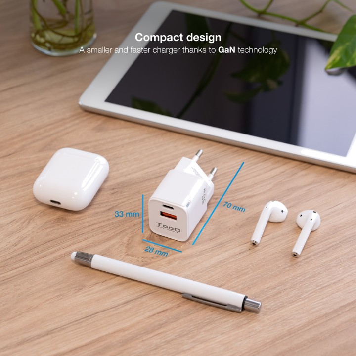 TOOQ GaN-wandlader met USB-C- en USB-A-poorten