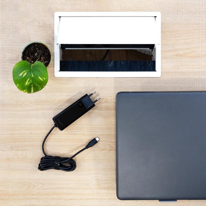TOOQ GaN-oplader USB-C til bærbar med kabel