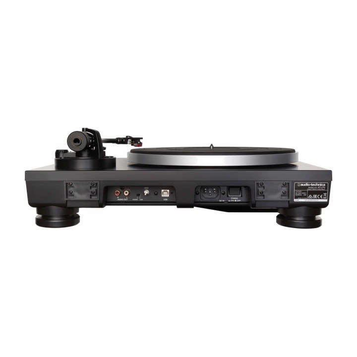 AUDIO-TECHNICA Manual direct-drive turntable with USB output