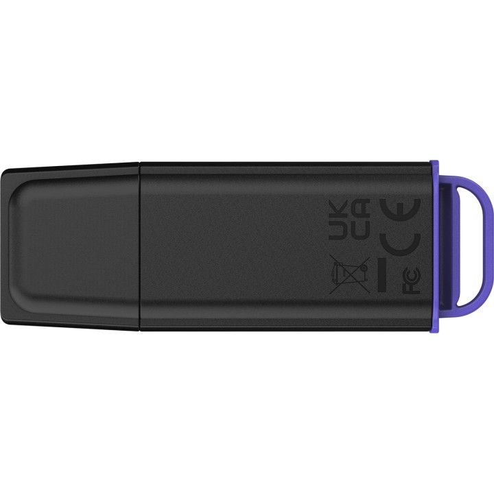 KINGSTON USB 3.2 flash drive with cap and key ring loop