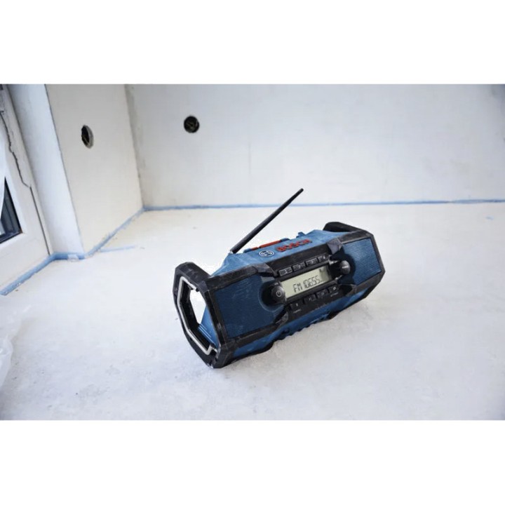 BOSCH FM-Baustellenradio mit Bluetooth PROFESSIONAL