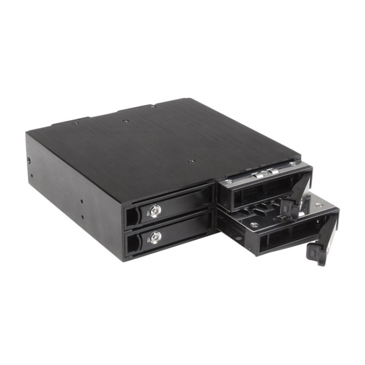 STARTECH.COM Removable-bay backplane for 4 SATA or SAS