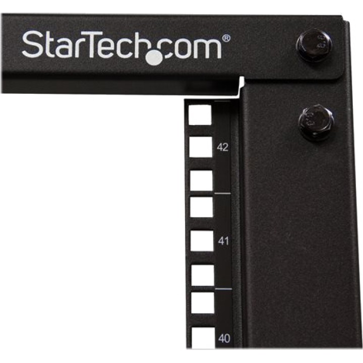 STARTECH.COM Rack à cadre ouvert à 4 montants avec roulettes