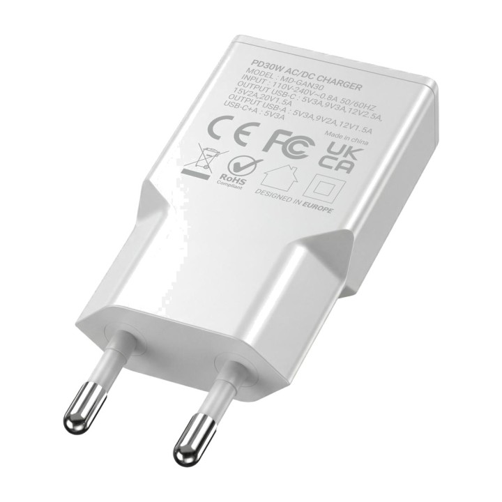 MARS GAMING Compact fast-charging wall charger with two USB