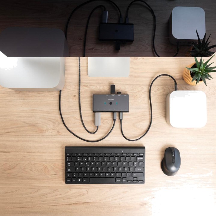 NANOCABLE Conmutador KVM para dos ordenadores con HDMI,