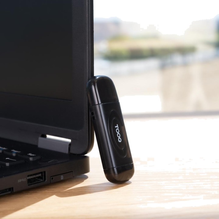 TOOQ SD and microSD card reader with USB-A connector