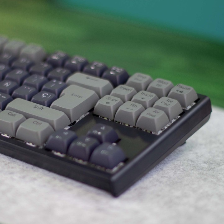 PHOENIX Clavier mécanique gaming avec touches PBT ROYAL