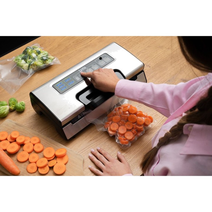 LAICA Vacuum sealer with double sealing bar 130 W 20 L/MIN