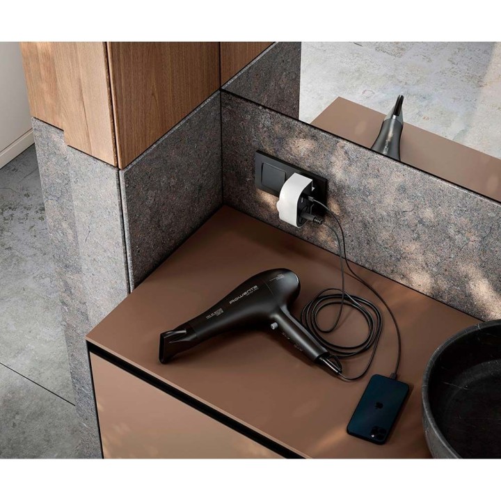 SIMON Rotating Schuko adapter with 1 socket and USB A and C