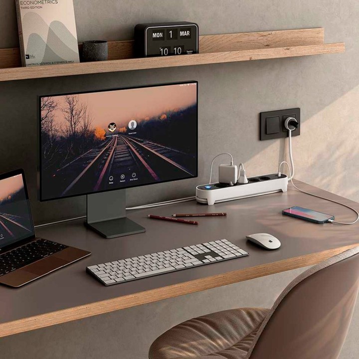 SIMON Prelungitor cu 5 prize, 2 porturi USB și întrerupător