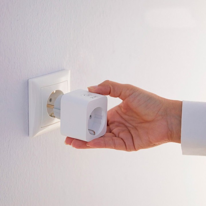 WIZ Presa intelligente Wi-Fi e Bluetooth 10 A 2300 W 230 V