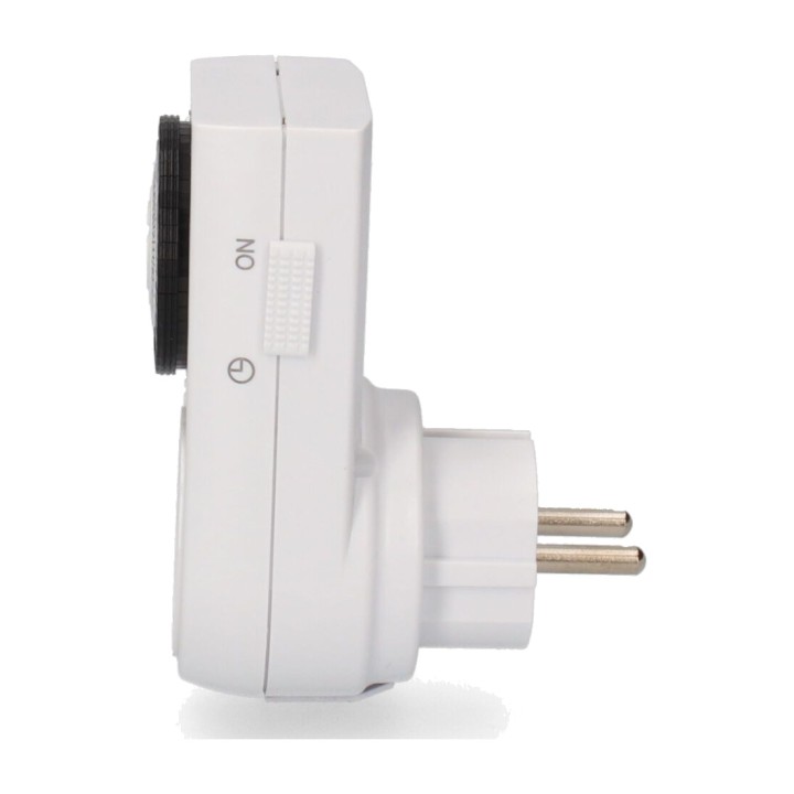 EDM Analogue plug-in daily timer 16 A 230 V 3500 W IP20