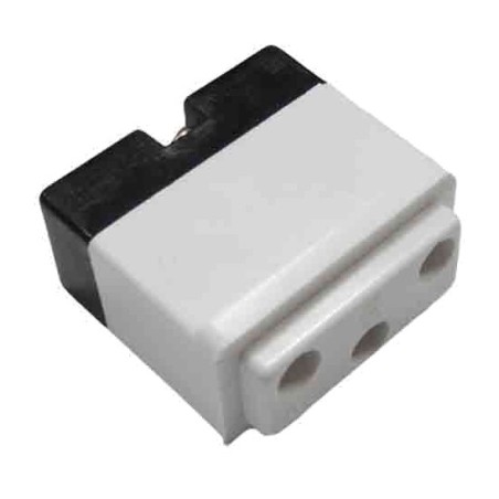tobenet indbygningsstik med forskudt jord estrella-330 10 a 250 v