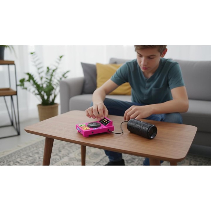 CEFA TOYS Mini mesa de DJ de bolsillo con altavoz modelo surtido KPOP POCKET PLAYER 176049