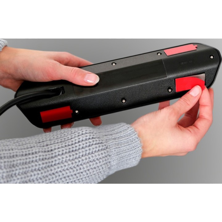 BRENNENSTUHL Regleta de enchufes de esquina ESTILO-ECK 6-TOMAS 2-USB 2M 1832693VAR