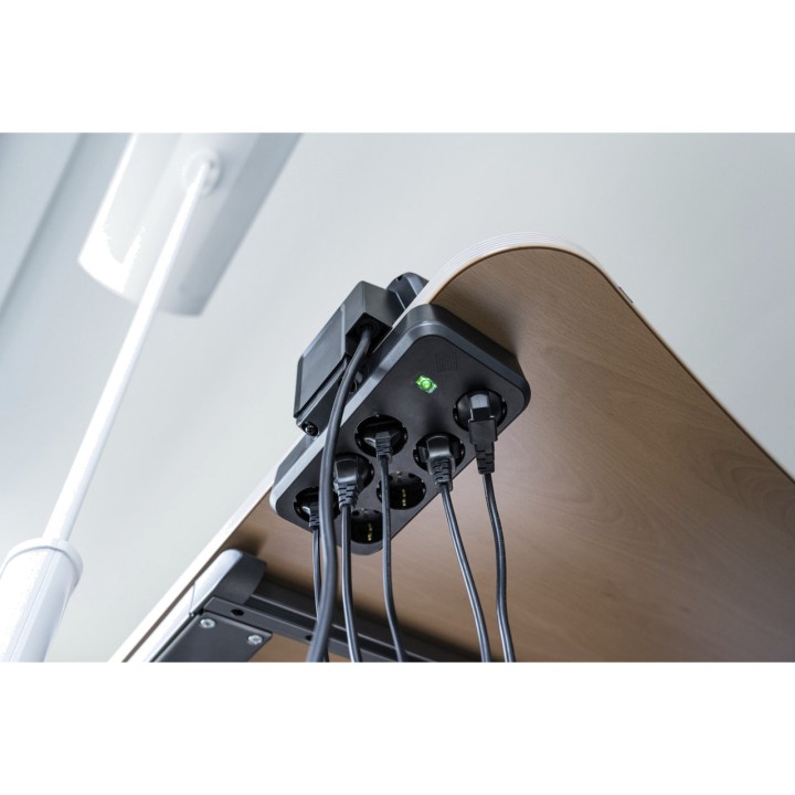 BRENNENSTUHL Multiprise de bureau avec protection contre les