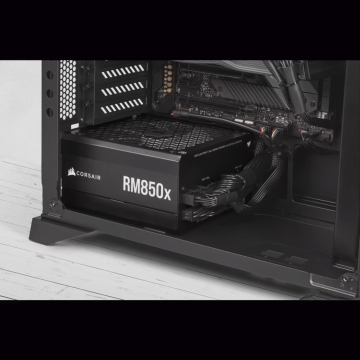 CORSAIR Font d’alimentació modular per a PC reacondicionada