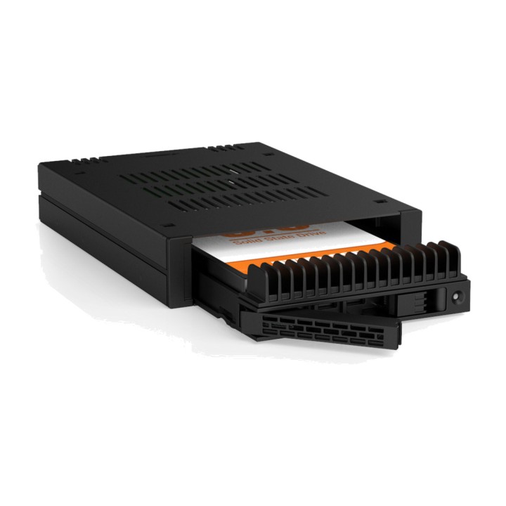 ICY DOCK Wysuwana kieszeń na dyski SSD NVMe U.2 i U.3 w