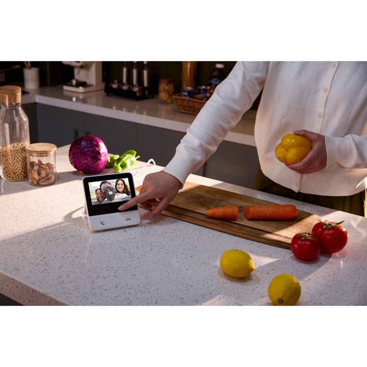 SWITCHBOT Timbre con vídeo WiFi y pantalla interior DOORBELL-IP65 W6702001 100192031