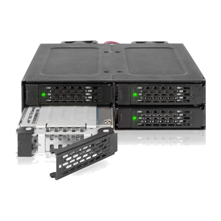 ICY DOCK Rack detașabil pentru SSD U.2 și U.3 NVMe în locaș