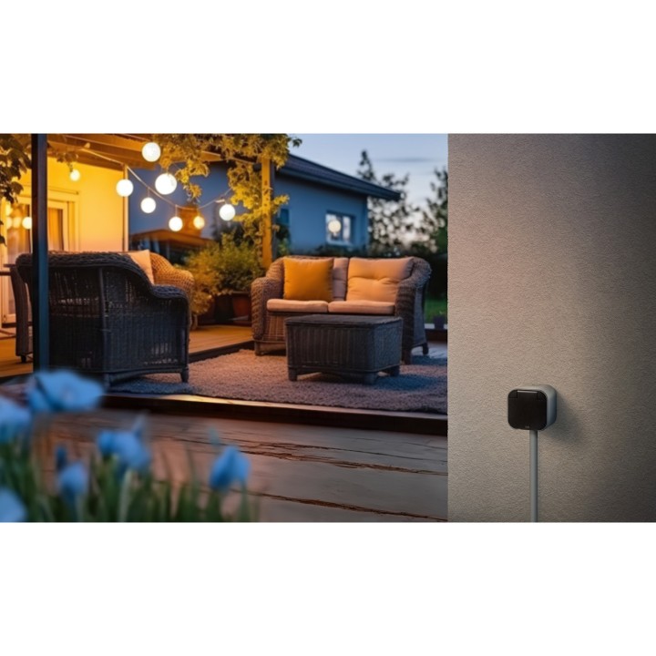 EVE SYSTEMS Udendørs smartstik med forbrugsmåler ENERGY